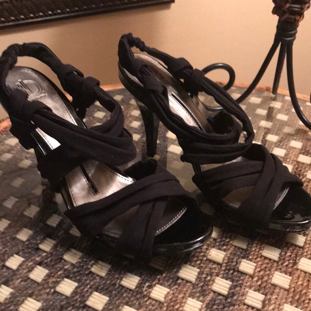 New Directions Womens shoes